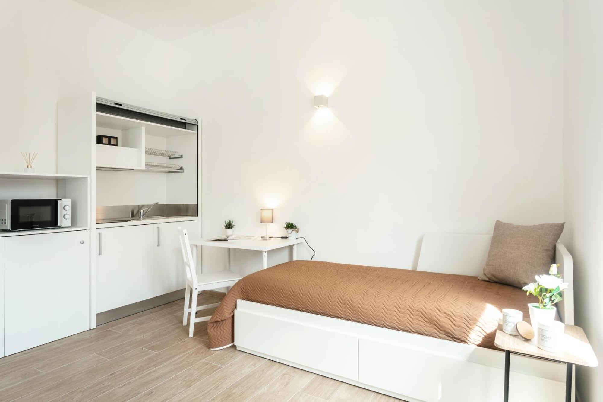Lena'S Rooms Olbia Buitenkant foto